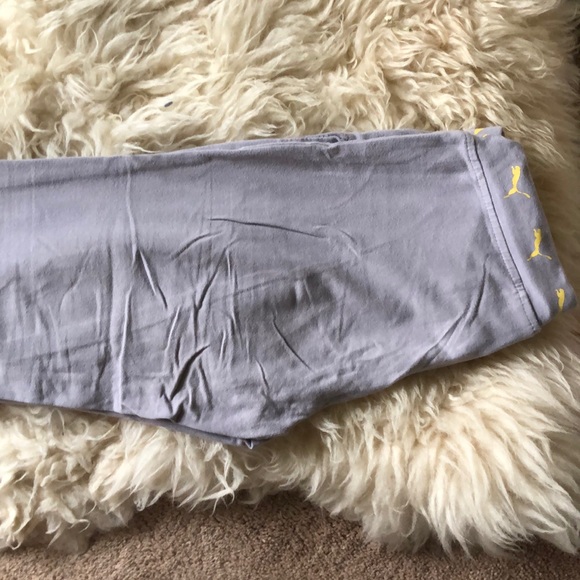 Puma gray yoga pants SUPER SOFT - Picture 4 of 7